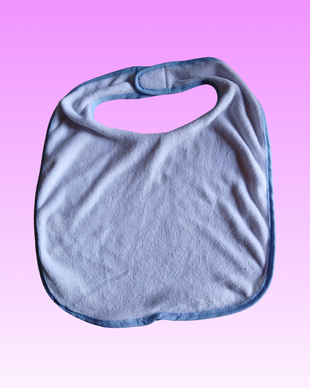 Large bib with blue or pink trim