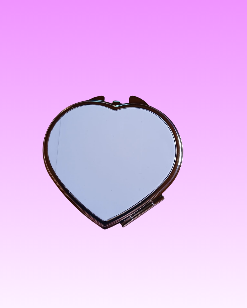 Heart compact mirror